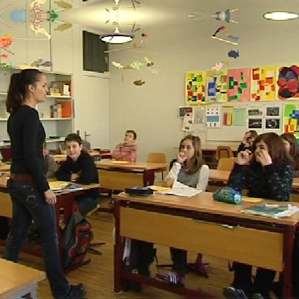 Scolina e scola bilingua