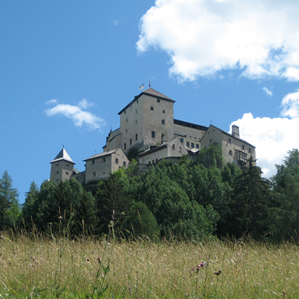 Chastels da l'Engiadina