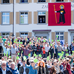 Consens e democrazia directa